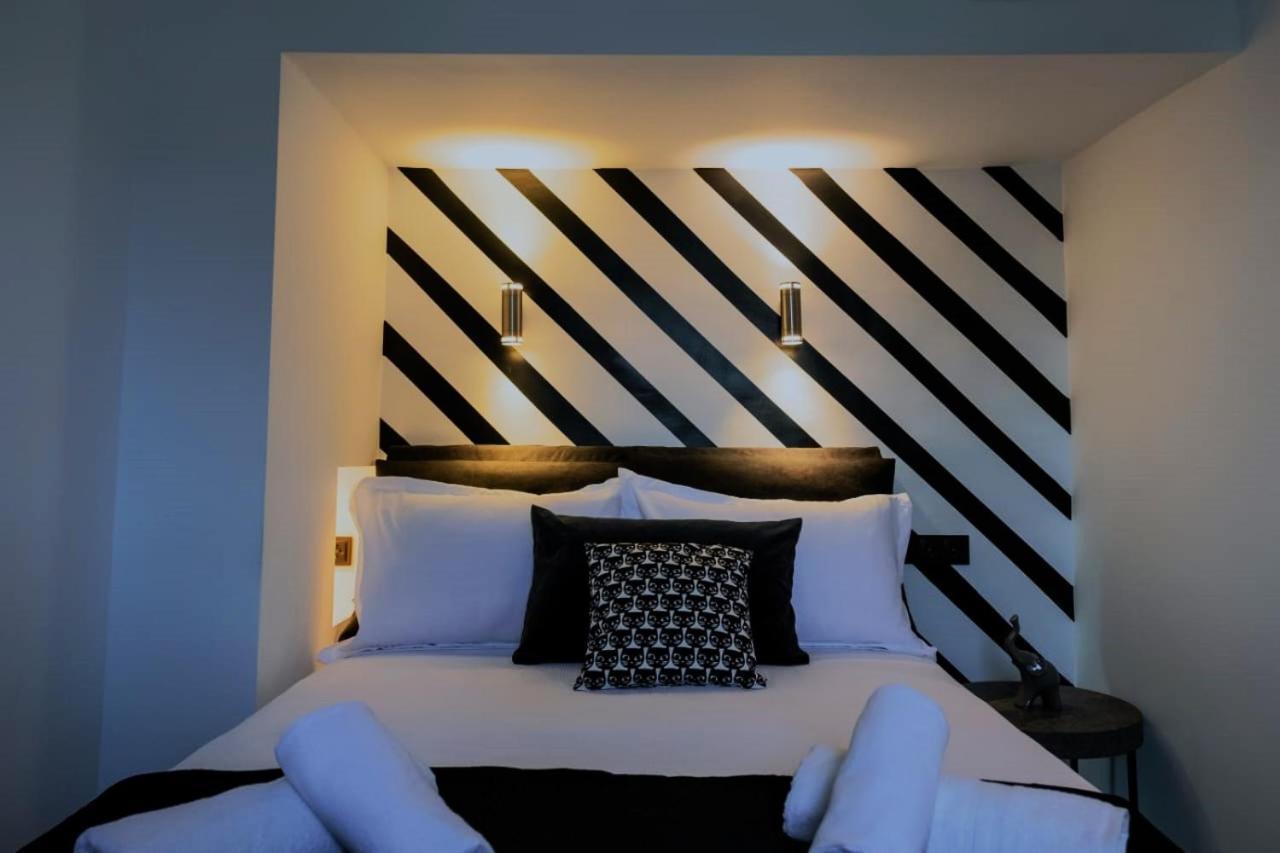 Essel Noir - A Hidden Gem With A Magnificent Acropolis View Apartamento Atenas Exterior foto