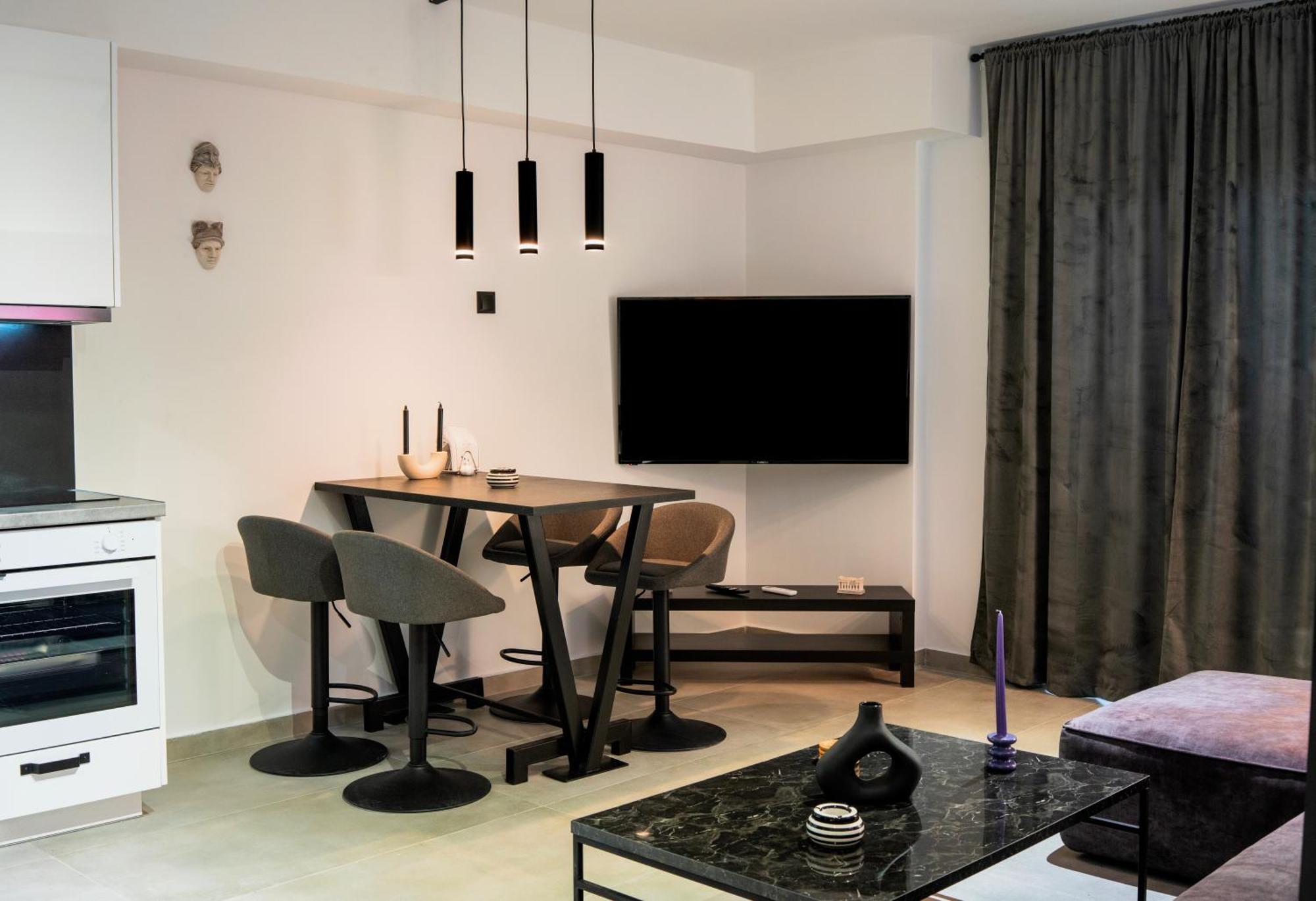 Essel Noir - A Hidden Gem With A Magnificent Acropolis View Apartamento Atenas Exterior foto